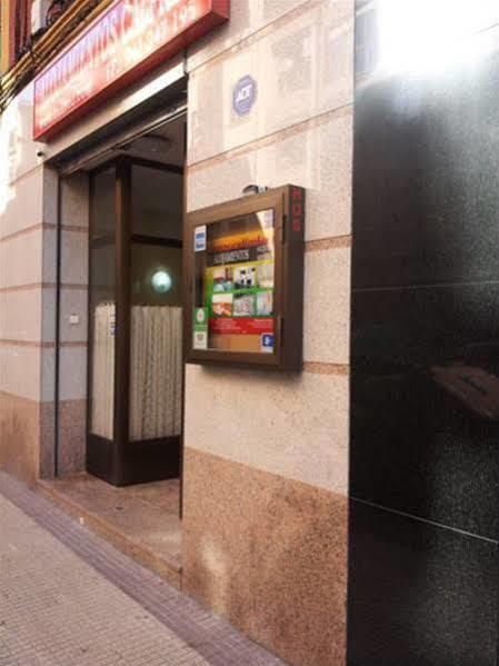Pension Calfred II Logroño Dış mekan fotoğraf